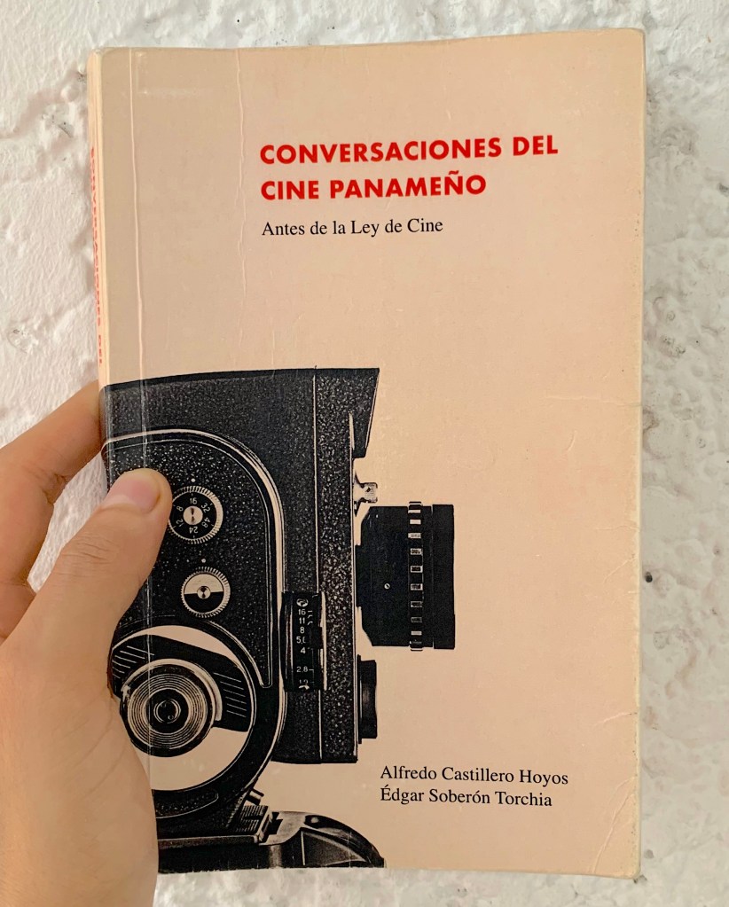 Portada del libro "Conversaciones del cine panameño"